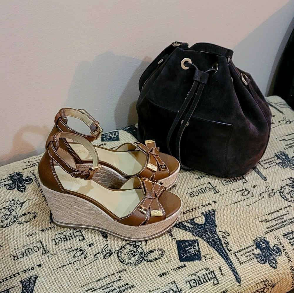Michael Kors Sandals size 6.5